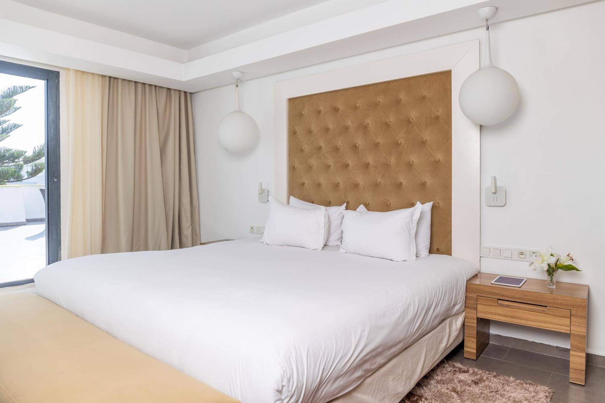 풀만 마자간 로얄 골프 앤 스파 호텔 엘자디다 외부 사진 A bedroom at the hotel