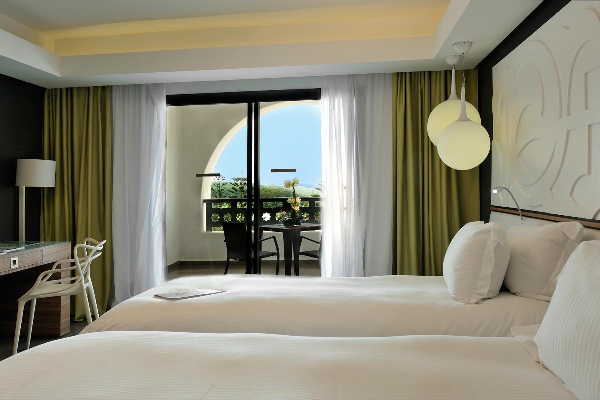 풀만 마자간 로얄 골프 앤 스파 호텔 엘자디다 외부 사진 Deluxe room