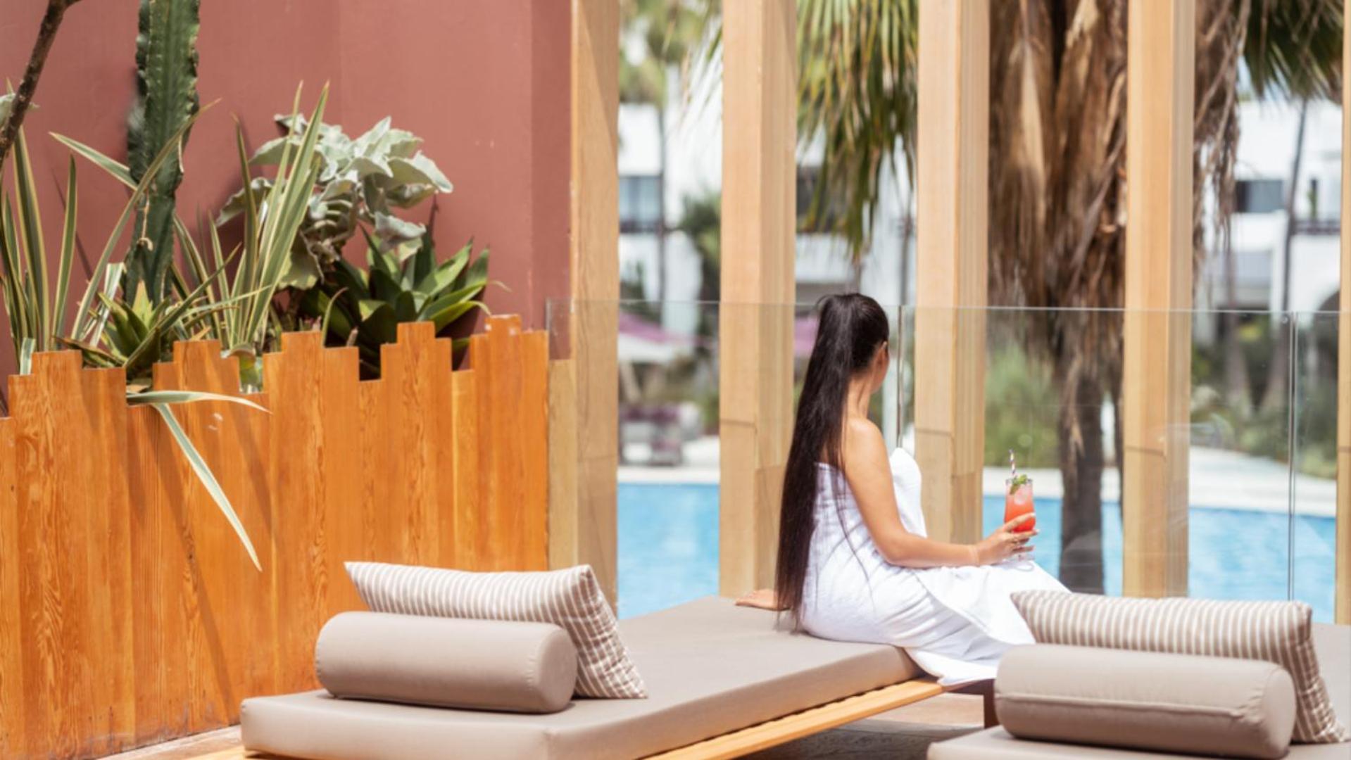 풀만 마자간 로얄 골프 앤 스파 호텔 엘자디다 외부 사진 The pool at the hotel
