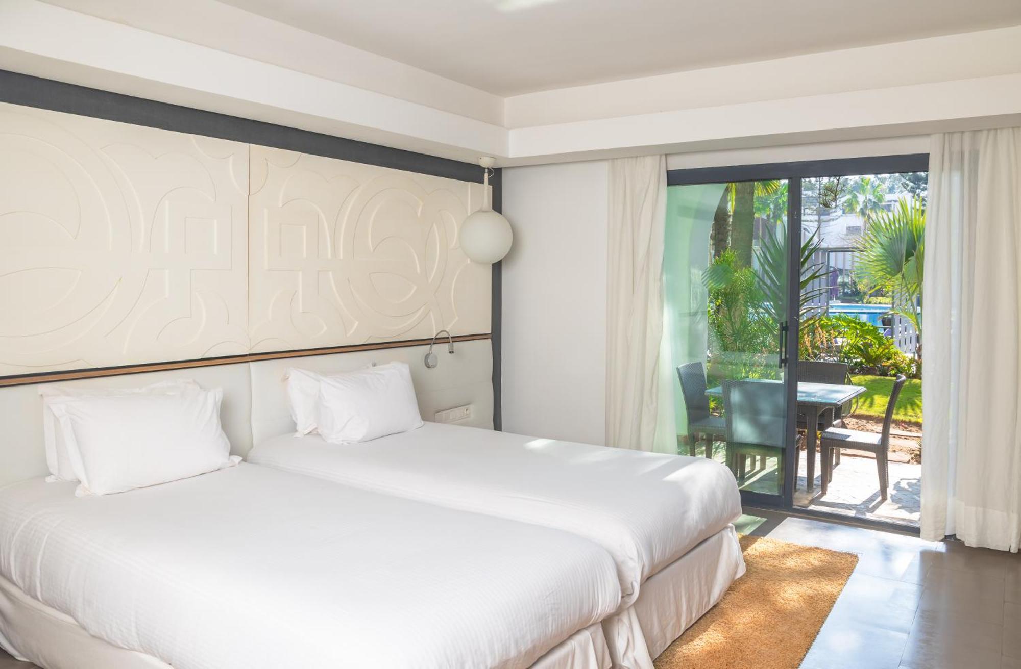풀만 마자간 로얄 골프 앤 스파 호텔 엘자디다 외부 사진 Deluxe room