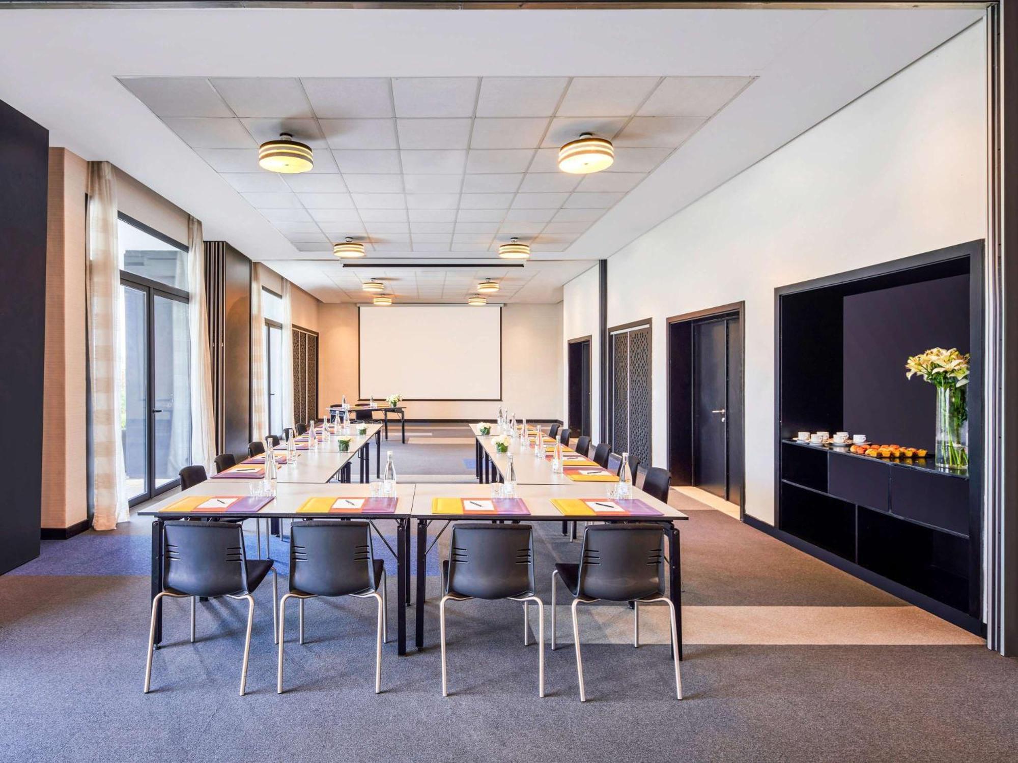 풀만 마자간 로얄 골프 앤 스파 호텔 엘자디다 외부 사진 Meeting room